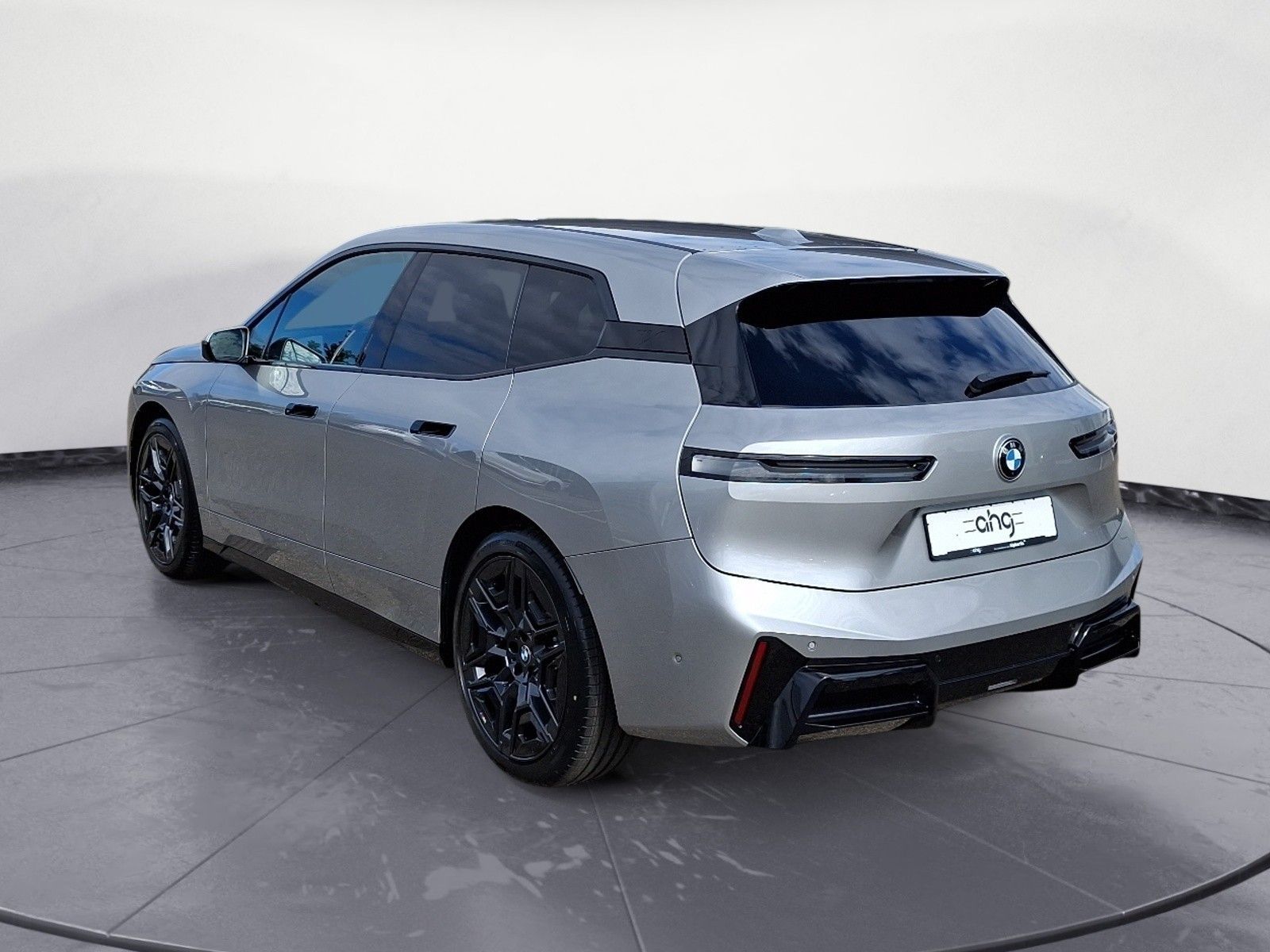BMW iX xDrive45 AHK M-Sport M-SportPro Innovation imagem 3