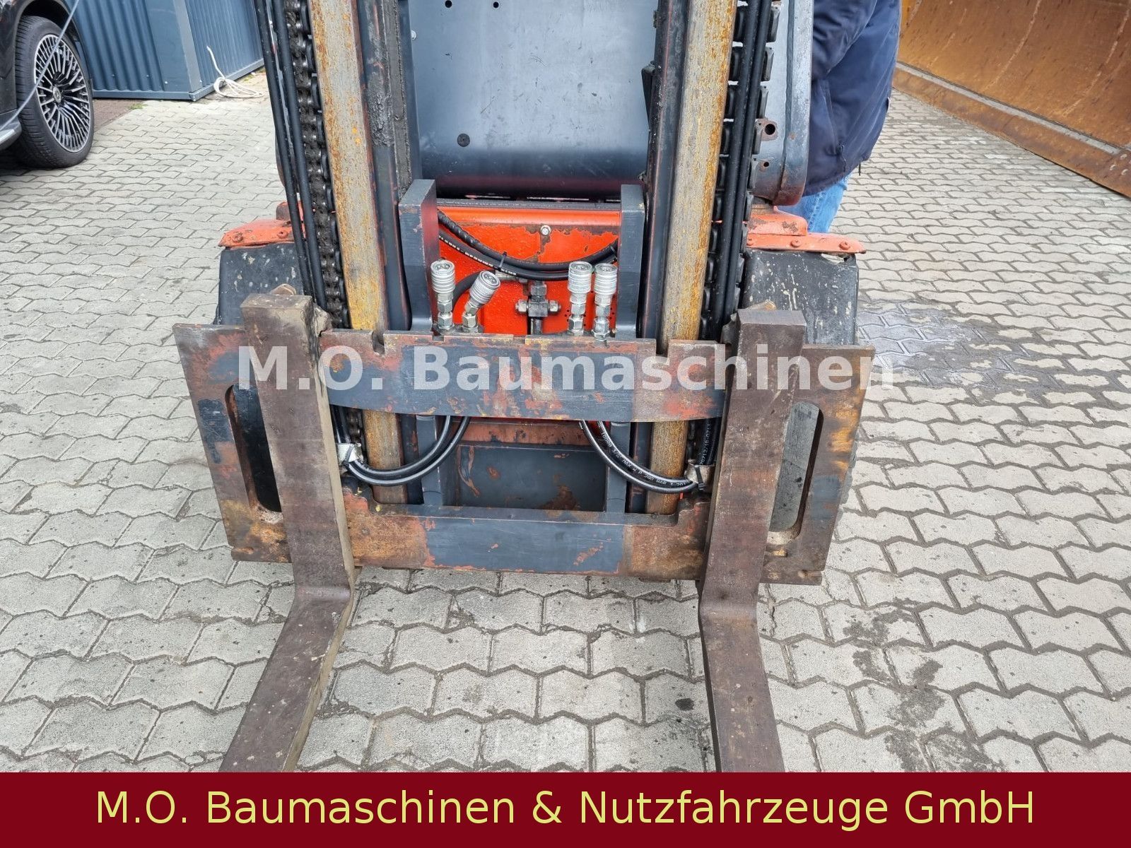 Fahrzeugabbildung Linde H 30 D / Duplex / Diesel / 3,0t /4,10m