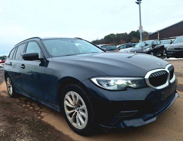 BMW 318d*Virtual*Navi*LED*Leder*SHZ*PDC-CAM*Sportsit