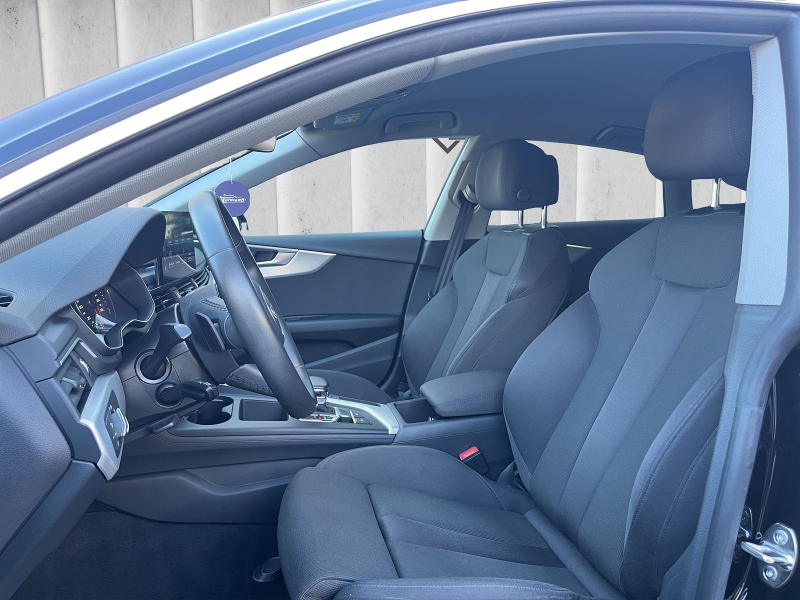 Fahrzeugabbildung Audi A5 **45 TFSI QUATTRO*SHZ*KAMERA**