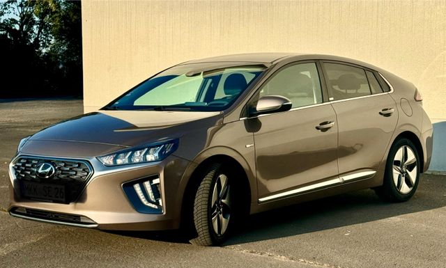 Hyundai IONIQ 1.6l GDi PLUG-IN HYBRID -