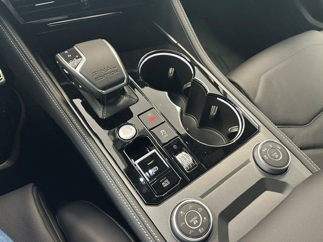Fahrzeugabbildung Volkswagen Touareg Final Edition R-Line 3.0 TDI V6 Automati