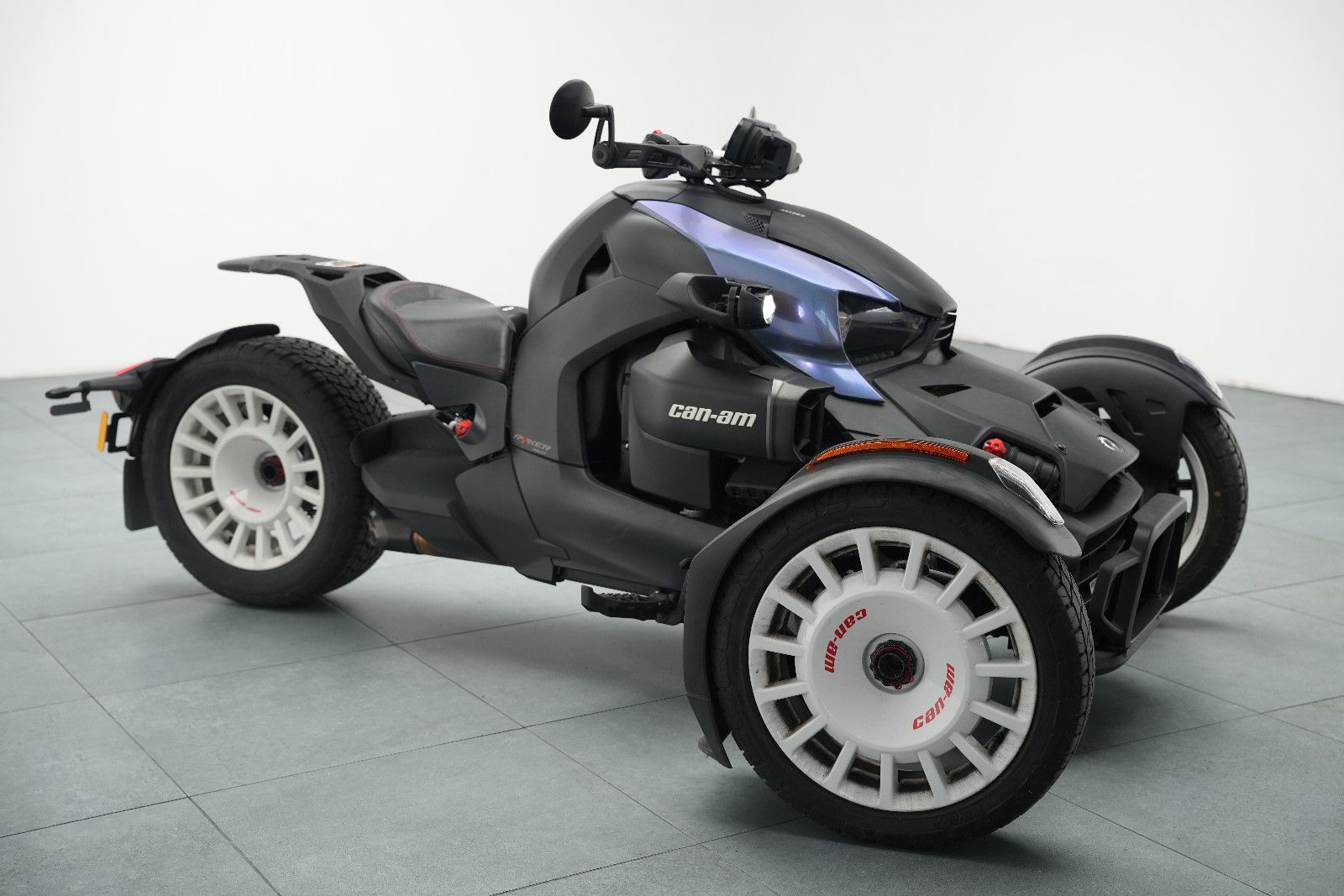 Fahrzeugabbildung Can-Am D Ryker Rally 900 INT 23