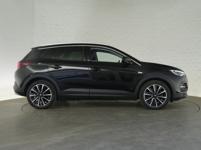 Grandland X ULTIMATE 4X4 PHEV AT+LED LICHT+NAVI+