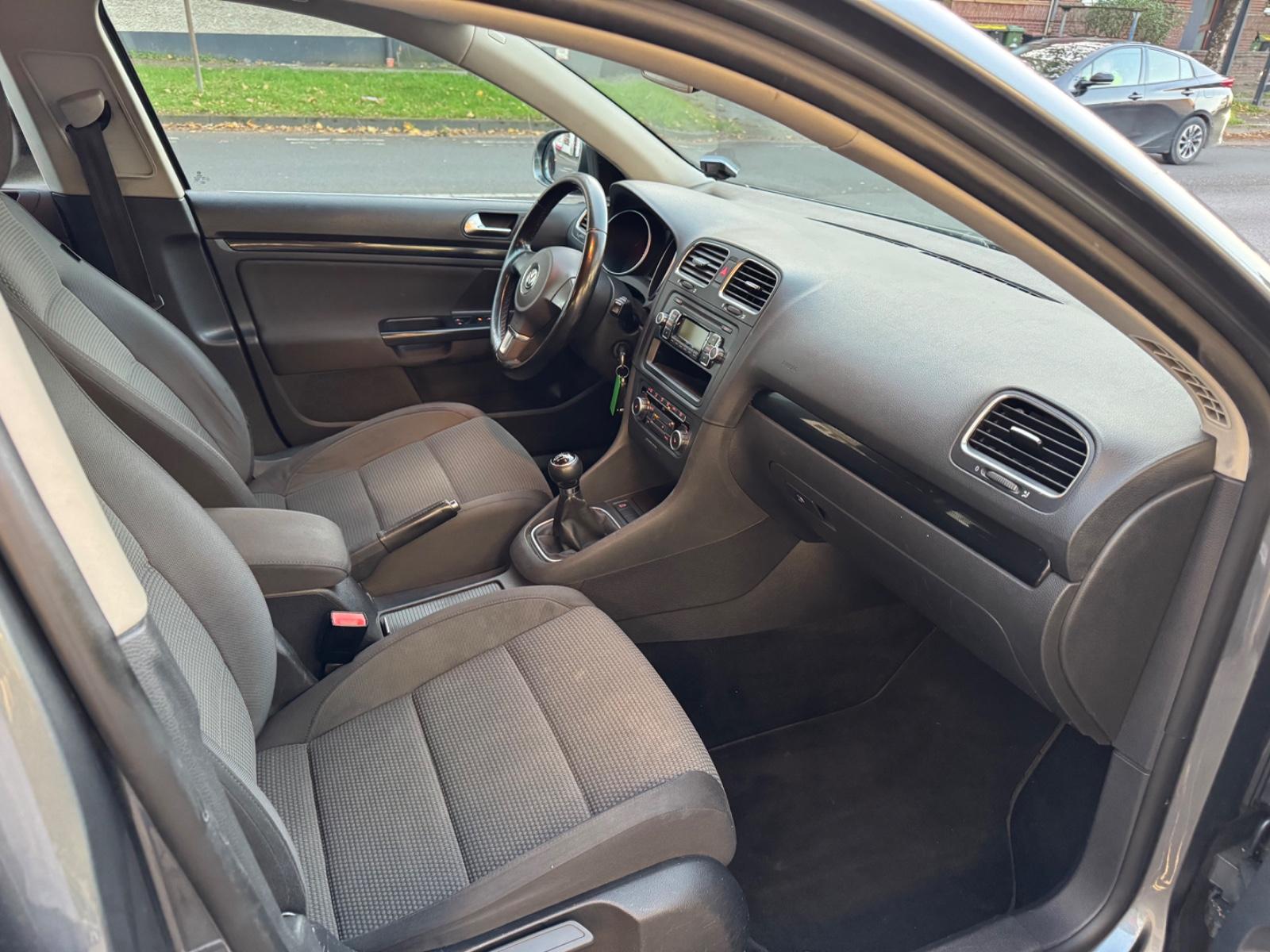 Volkswagen Golf 2010 — photo 15
