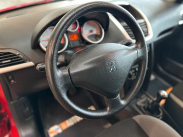 Peugeot 207 Urban Move *2. Hand*Klima*Radio*CD*Isofix*