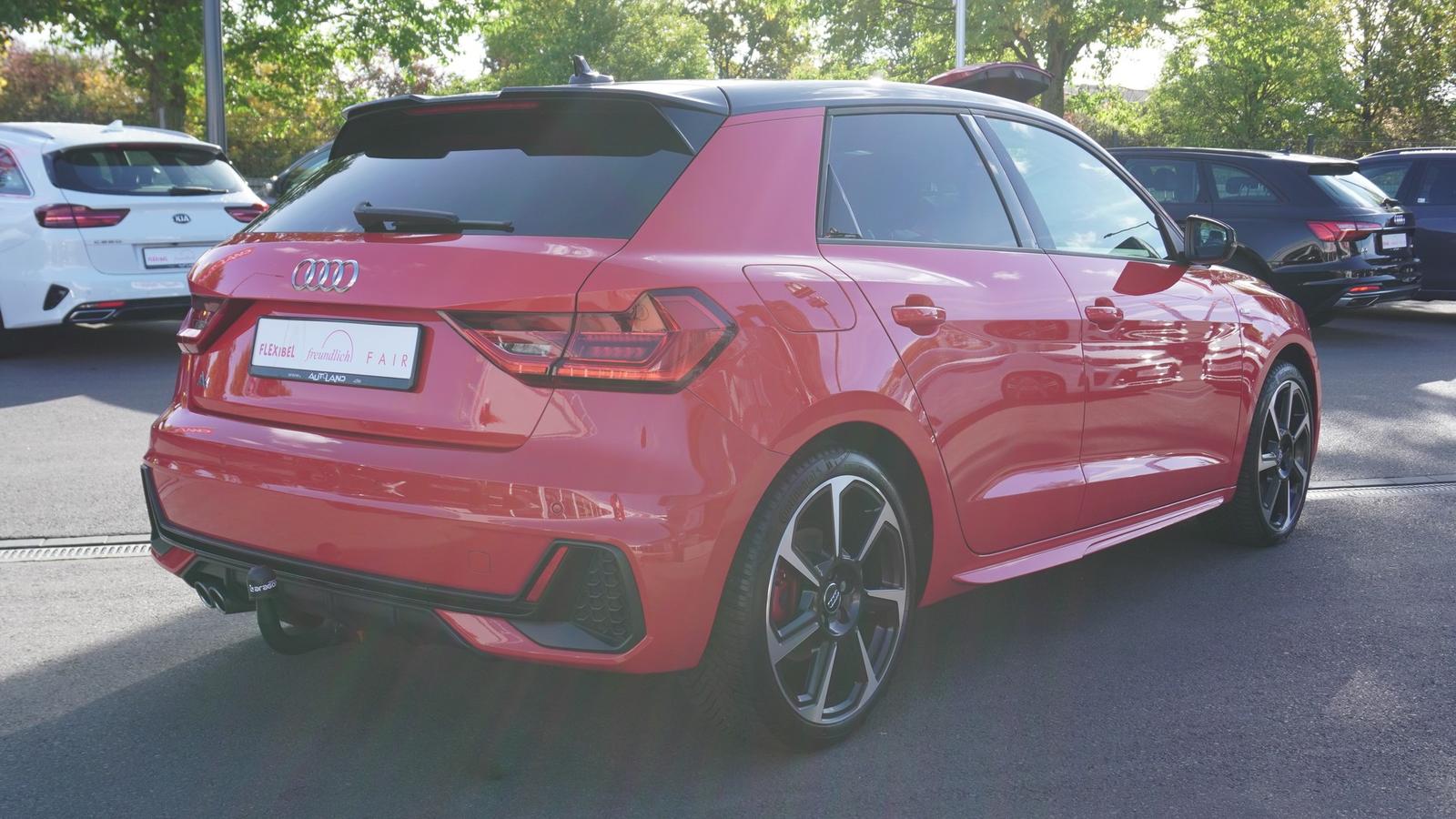 Audi A1 Sportback 40 2.0 TFSI S line LED App-Connect