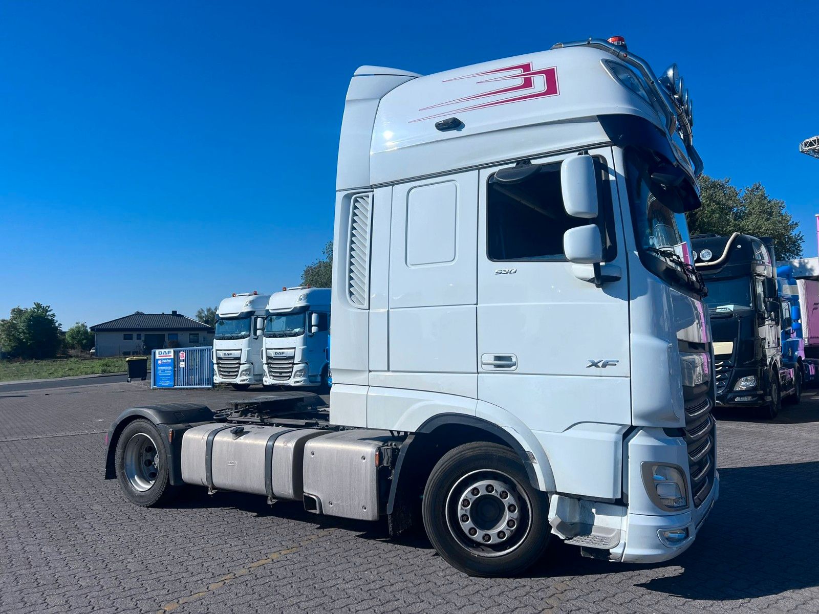 Fahrzeugabbildung DAF XF 530 FT, Low Deck, Bj. 2021, Intarder