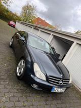 Mercedes-Benz CLS 350 - - blaue Mercedes-Benz CLS-Klasse