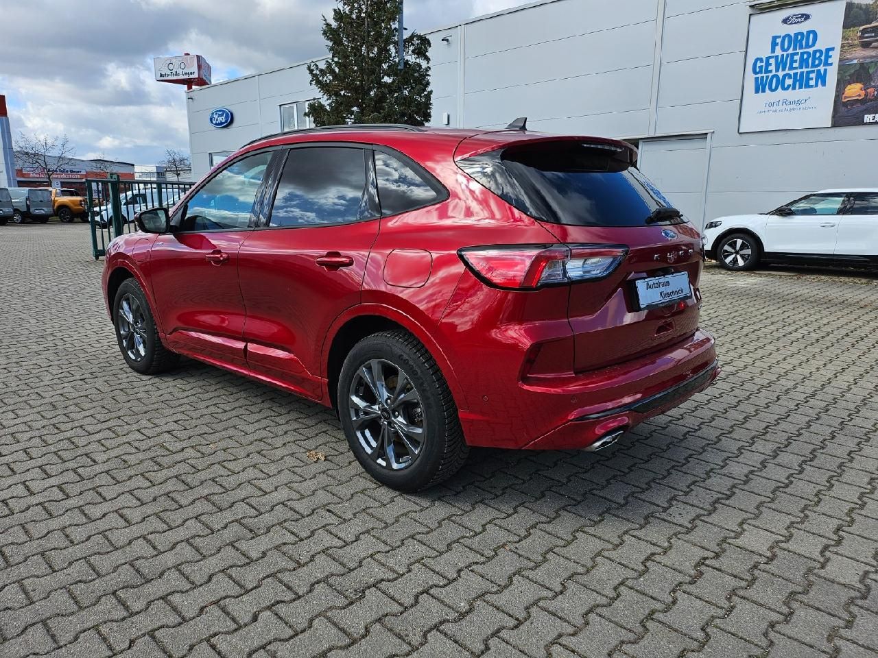 Fahrzeugabbildung Ford Kuga Plug-In Hybrid ST-Line X