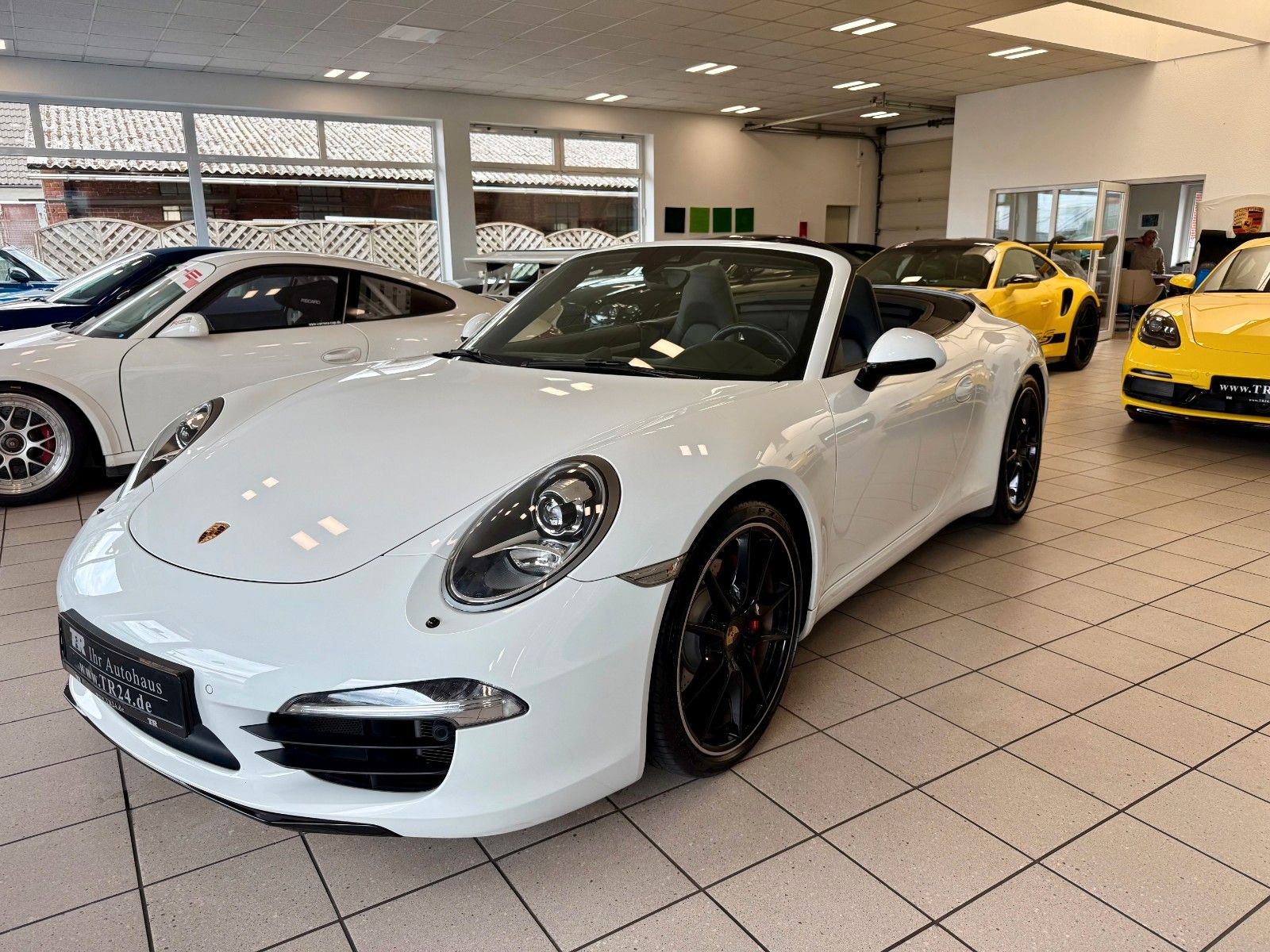 Fahrzeugabbildung Porsche 911 991 Carrera S Cabrio PDK Sportabgas/BOSE/50J