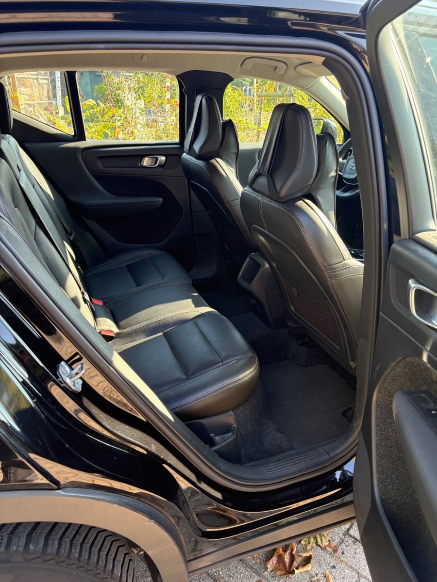 Foto 10 van VOLVO XC 40