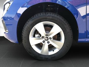 Skoda Kamiq Essence*PDC*LANE*SHZ*