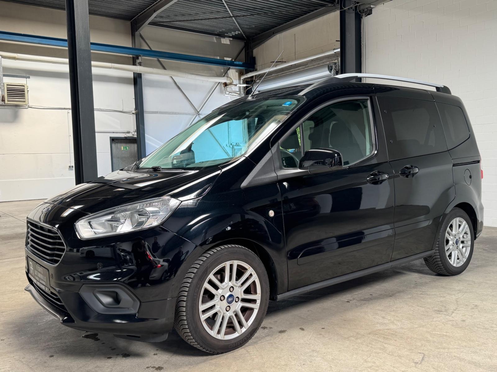 Ford Tourneo Courier Titanium SHZ PDC Klima Scheckhef