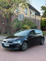 Volkswagen VW Golf 7 * 1.2 * * TÜV 03/26 * - Volkswagen Golf mit Benzin-Antrieb: Kleinwagen, 2.0