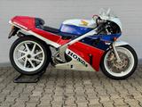 Honda VFR750R RC30