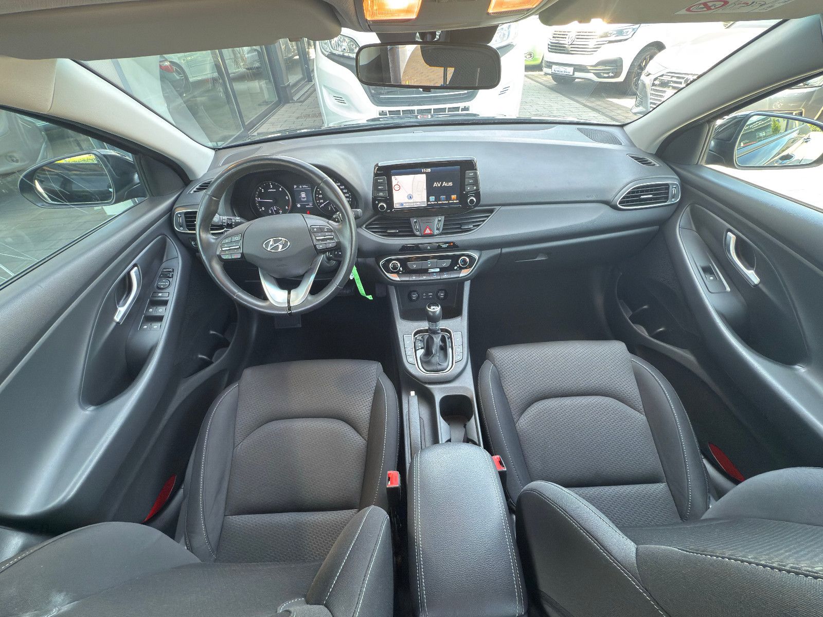 Fahrzeugabbildung Hyundai i30 cw Trend Automatik