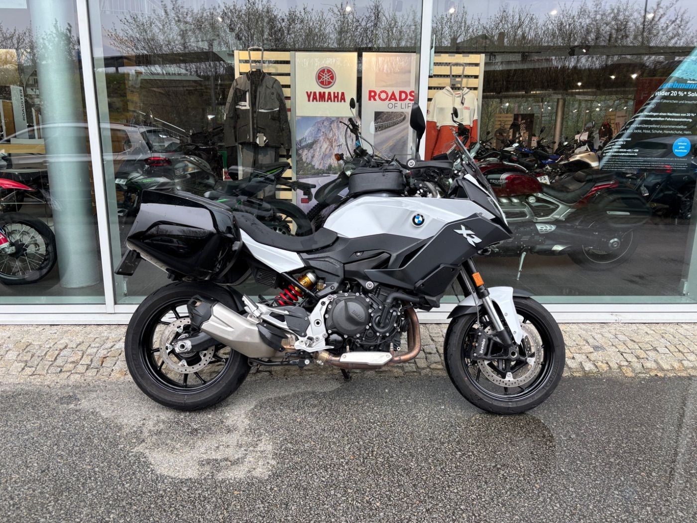 Fahrzeugabbildung BMW F 900 XR 4 Pakete Seitenkoffer