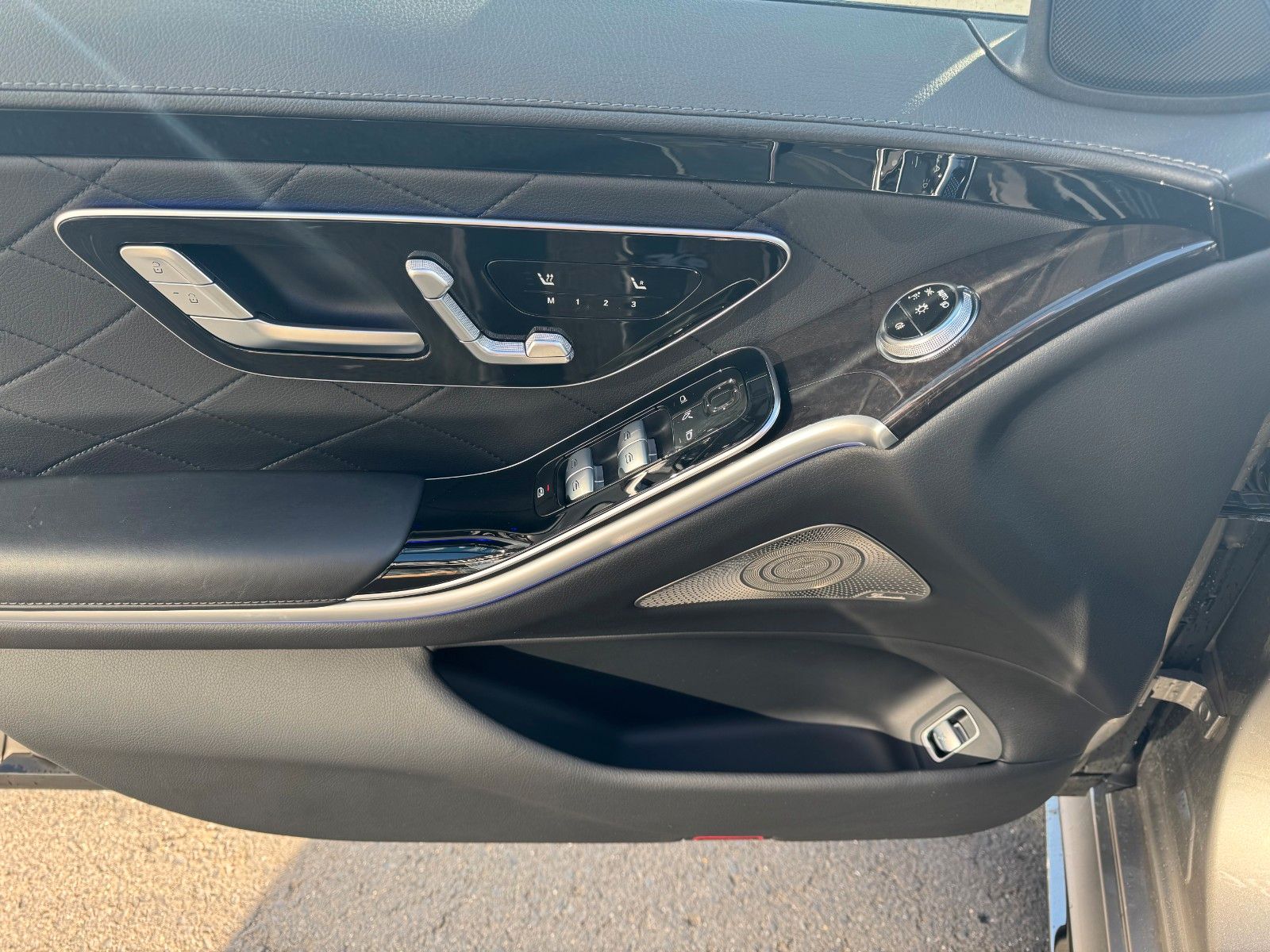 Fahrzeugabbildung Mercedes-Benz S 450 4M L AMG+Pano+3D+Digital+Burm+HUD+TV+AirM