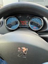 Peugeot 3008 Allure 155 THP Automatik Allure - gebrauchte Peugeot 3008 aus dem Jahr 2012