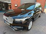 Volvo XC90 D5 AWD Geartronic Inscription B&W - Volvo XC90 Gebrauchtwagen in Hamburg