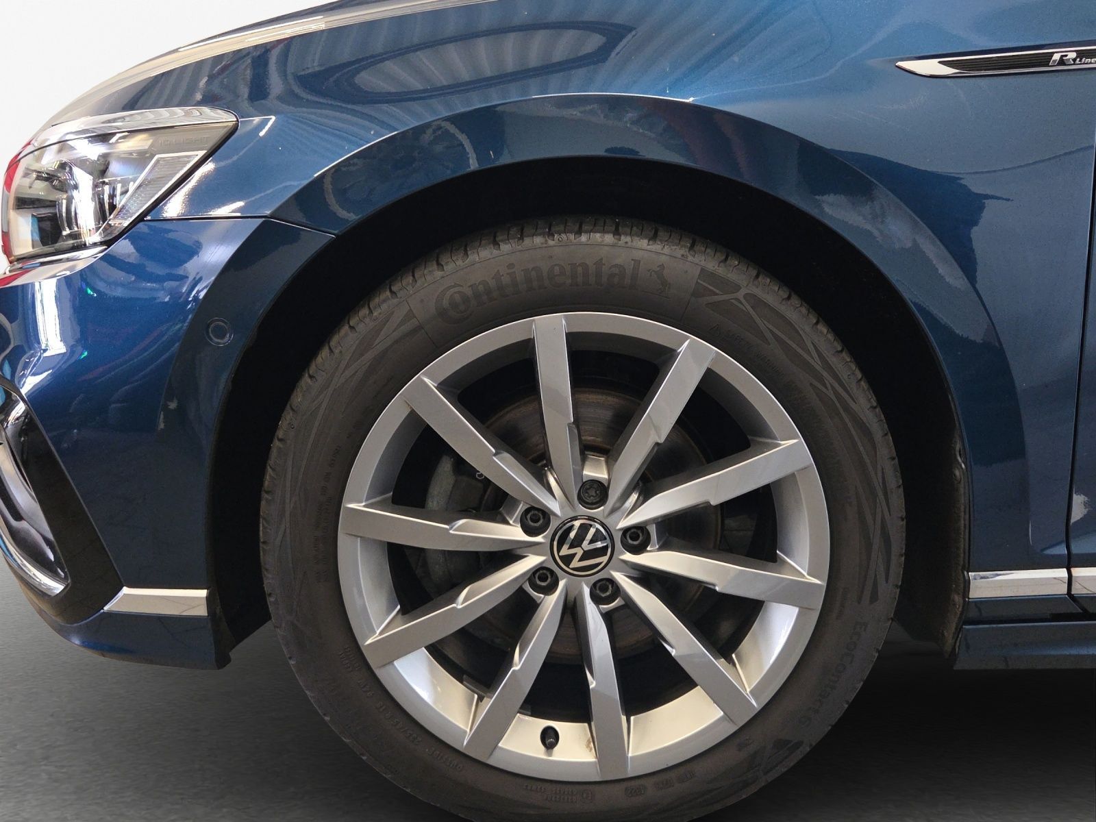 Volkswagen Passat Variant - Bild 15