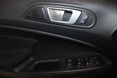Fahrzeugabbildung Ford EcoSport COOL & CONNECT NAVI + Winter Paket