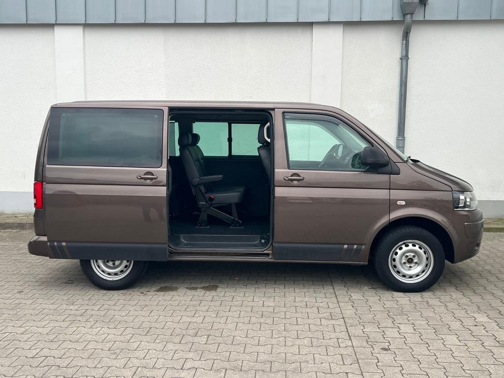 Volkswagen T5 Caravelle