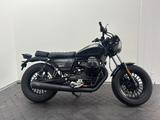 Moto Guzzi V9 Bobber mit geringer Laufleistung und Extras! - Offers