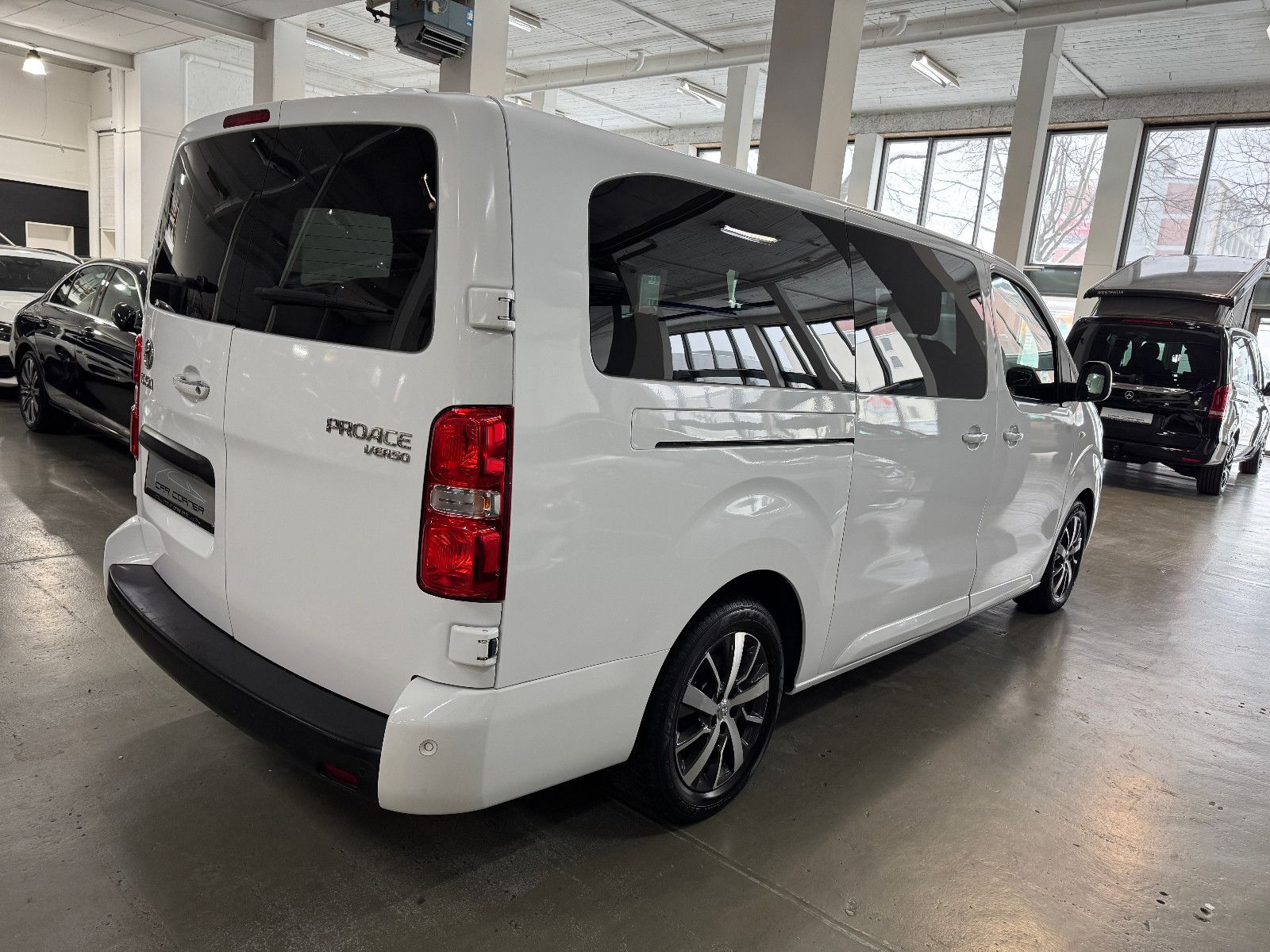 Fahrzeugabbildung Toyota Proace Verso L2 Shuttle Comfort Automatik Voll