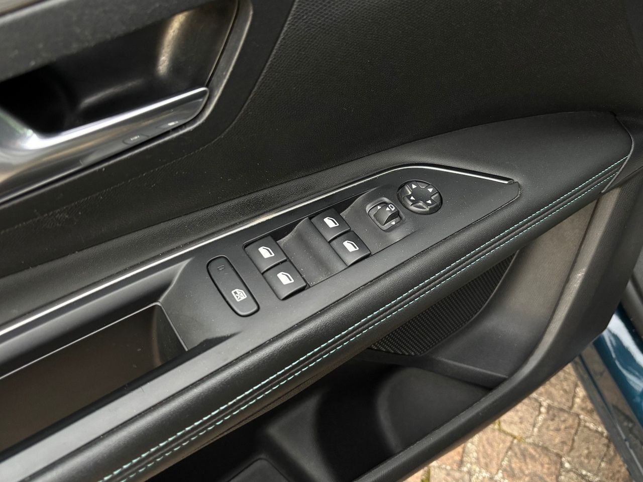 Peugeot 3008 BlueHDi 130 S&S EAT8 Allure Pack imagem 3