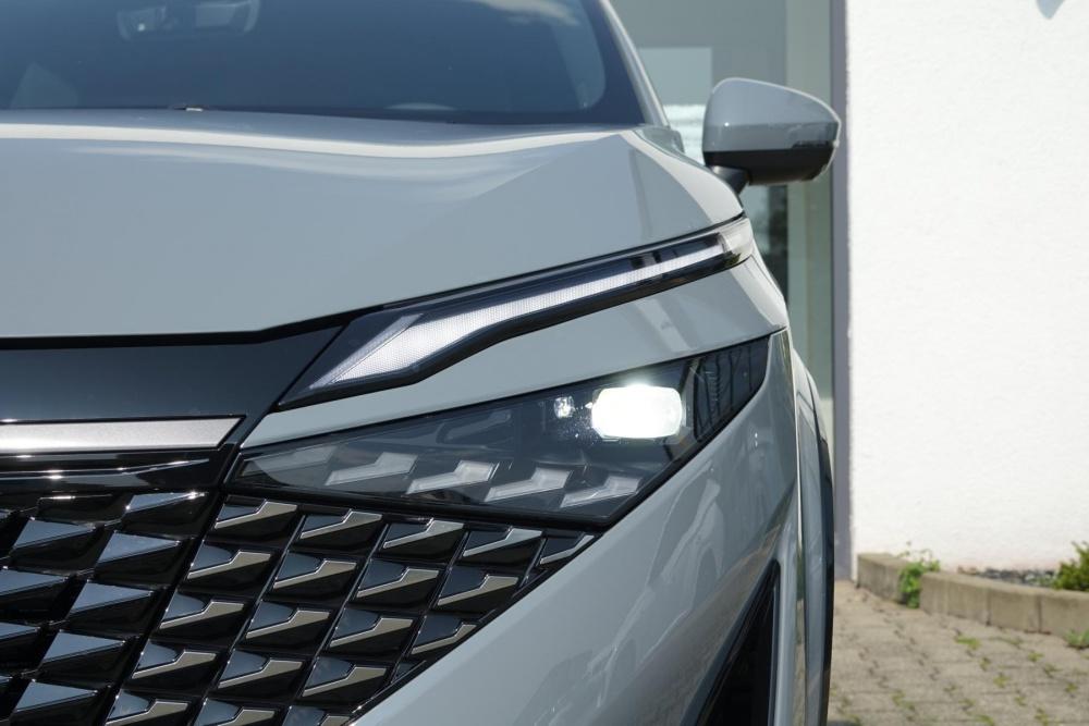Nissan Qashqai TEKNA+ (plus) ALLRAD BOSE/Panodach/Leder