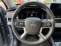 Mitsubishi Outlander 2.4 PHEV Basis PlugIn Hybrid 2.4 PHEV 