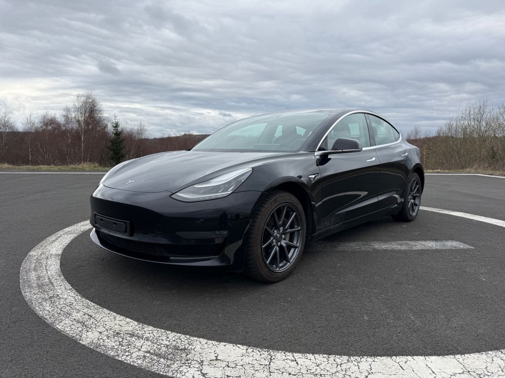 Angebot ansehen Tesla Model 3