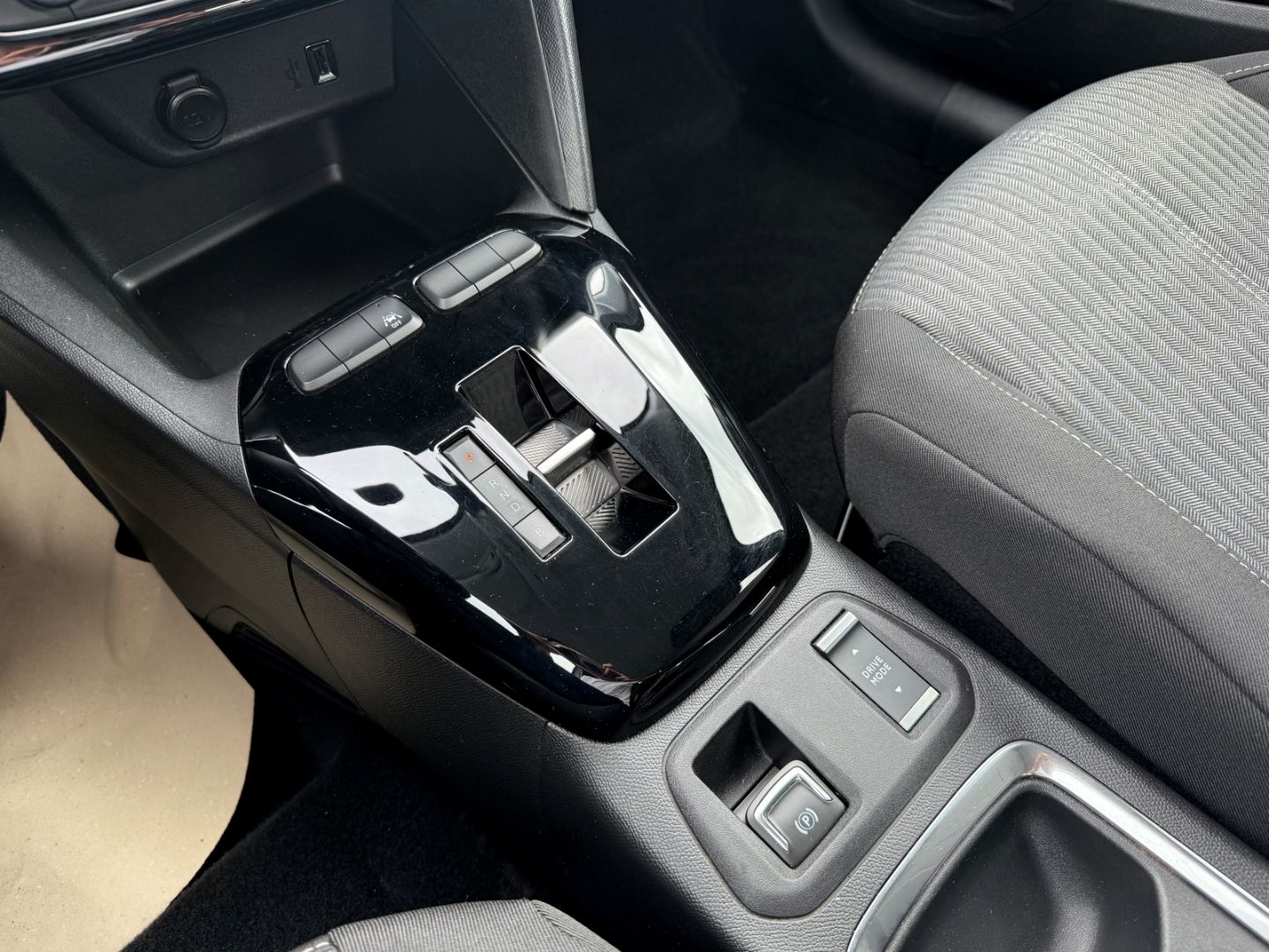 Fahrzeugabbildung Opel Corsa-e F Edition kleiner Cityflitzer