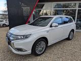 Mitsubishi Outlander Plug-in Hybrid TOP 2.4 MIVEC 4WD - gebrauchte Mitsubishi Plug-in Hybrid Outlander aus dem Jahr 2021