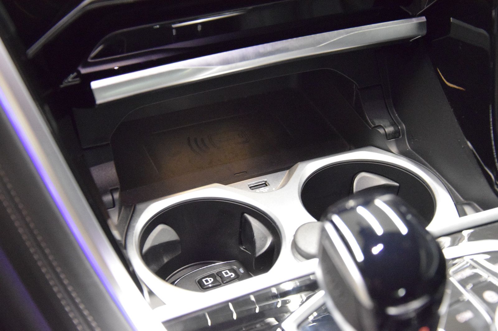 Fahrzeugabbildung BMW 840i M Sport Pro Cabrio HuD Sitzlklima Laser B&W