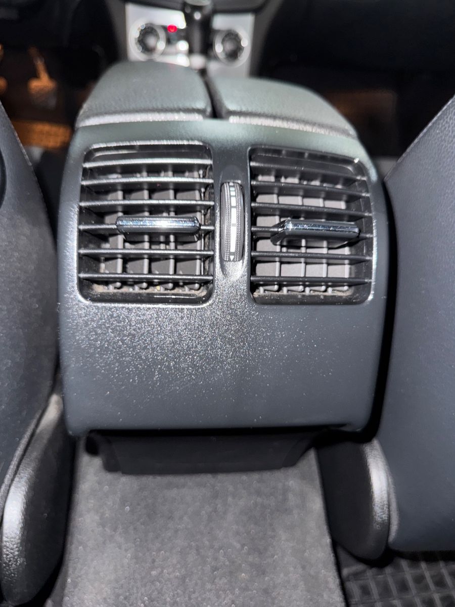 Fahrzeugabbildung Mercedes-Benz C 200 CDI AVANTGARDE AHK SHZ LEDER PTS TÜV NEU