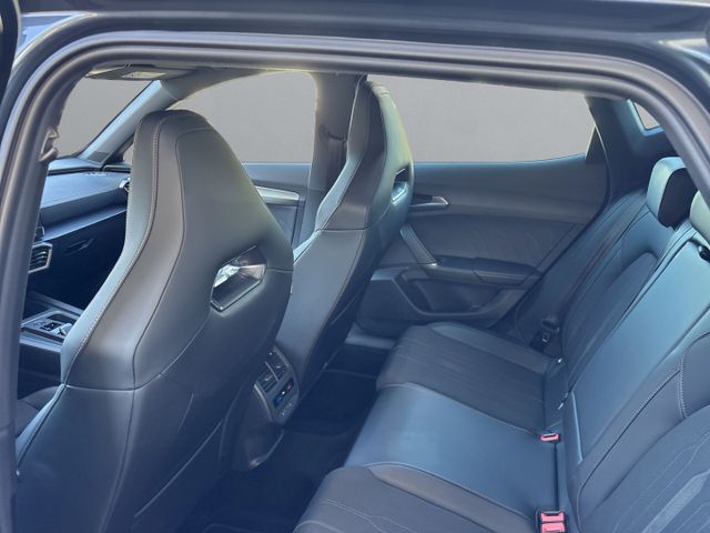 Formentor VZ 1,4 e-HYBRID *AHK+PANO+LED+NAVI+KAM