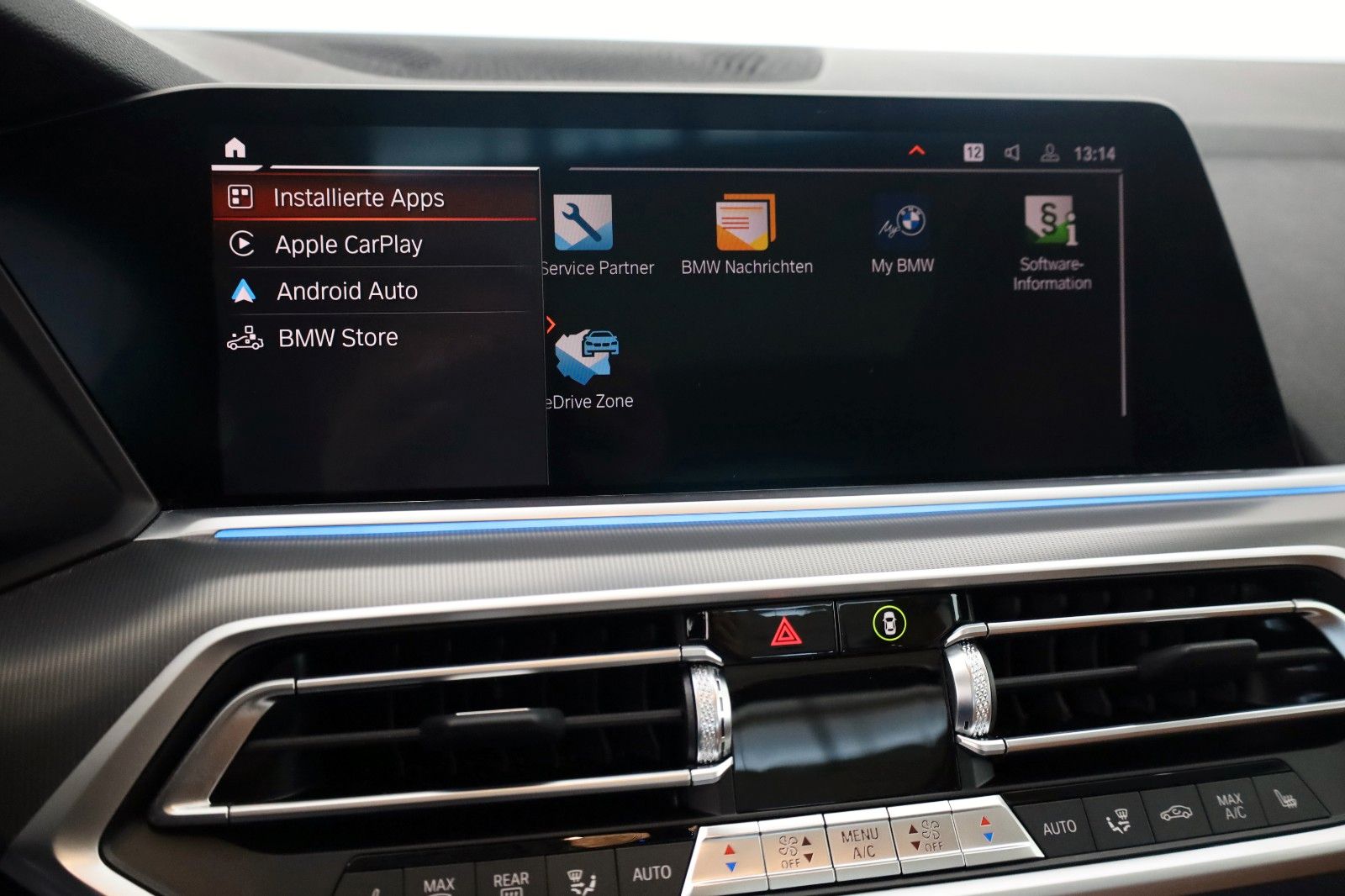 Fahrzeugabbildung BMW X5 xDrive 45e,Leder,Navi,Panorama,HUD,Kamera,ACC