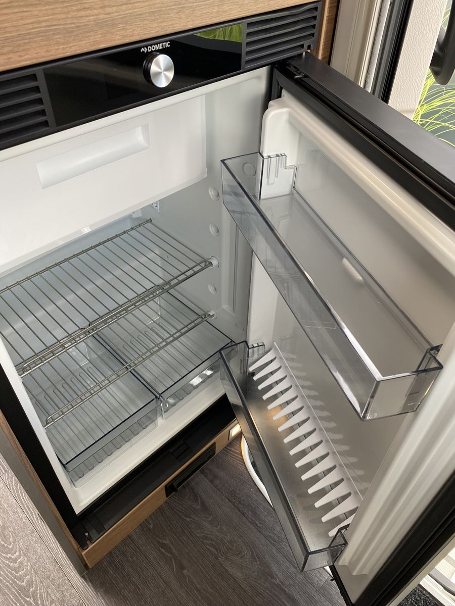 Fahrzeugabbildung Knaus Tourer Van VANSATION 500 LT Automatik, Markise