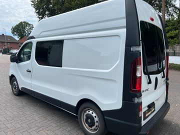 Renault Trafic - 2