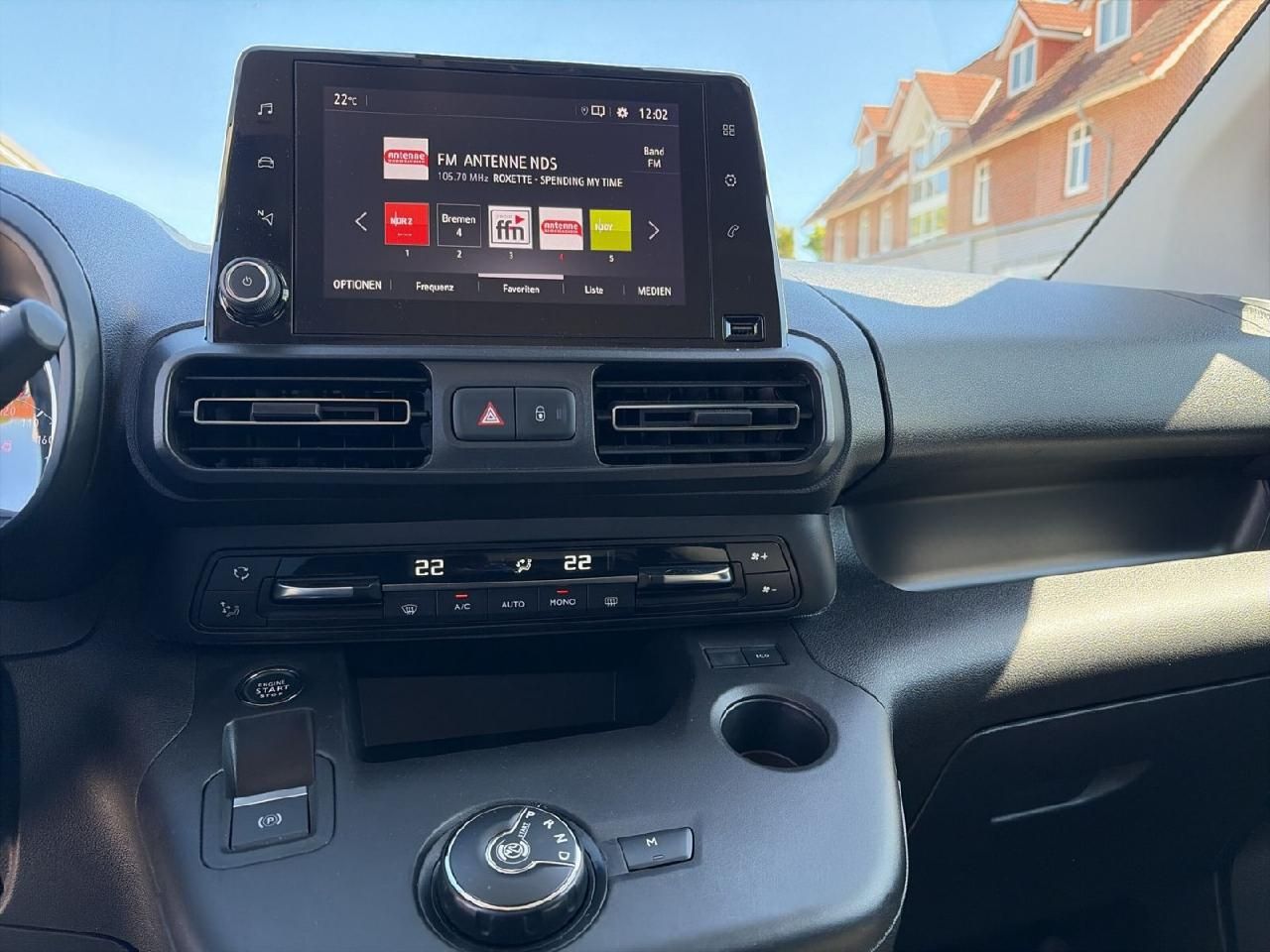 Fahrzeugabbildung Opel Combo Life 1,2 Ultimate Automatik