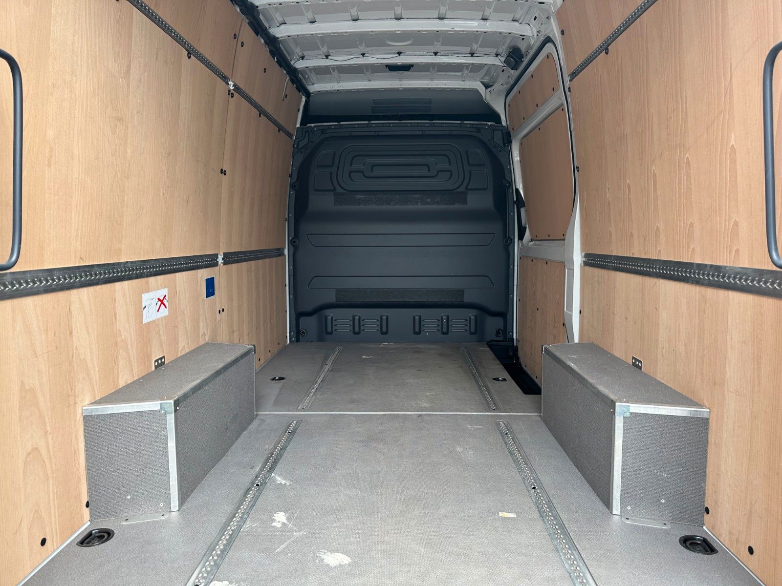 Fahrzeugabbildung Mercedes-Benz Sprinter 317 CDI 3665 9G Klima 360 SHZ Tempomat