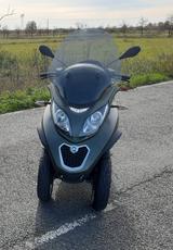 Piaggio MP3 500 LT ABS - 2.Hand - TÜV 10.2026 - olivgrün - Angebote