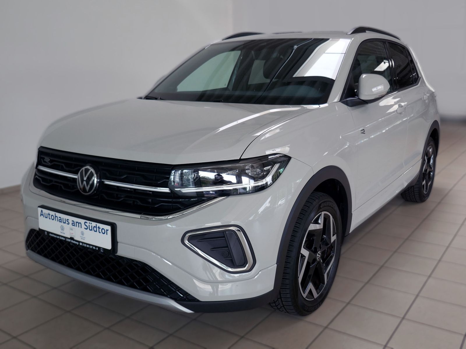 Fahrzeugabbildung Volkswagen T-Cross R-Line 1.0 TSI | LED PDC ACC Navi App