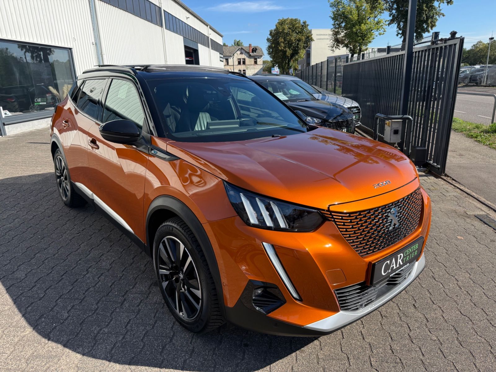 Peugeot 2008 e- GT Line "Navi-Pano-Kamera"