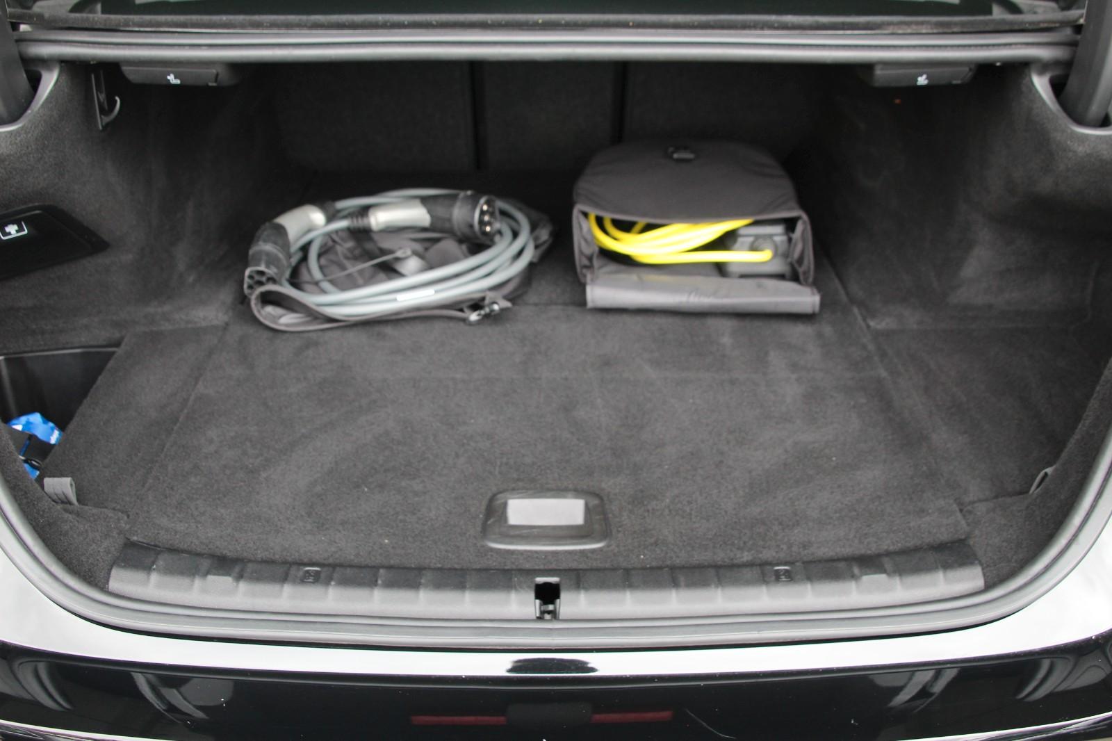 BMW 530 e *HUD*LASER*CAM*TOT*SPUR*VIRTUAL*