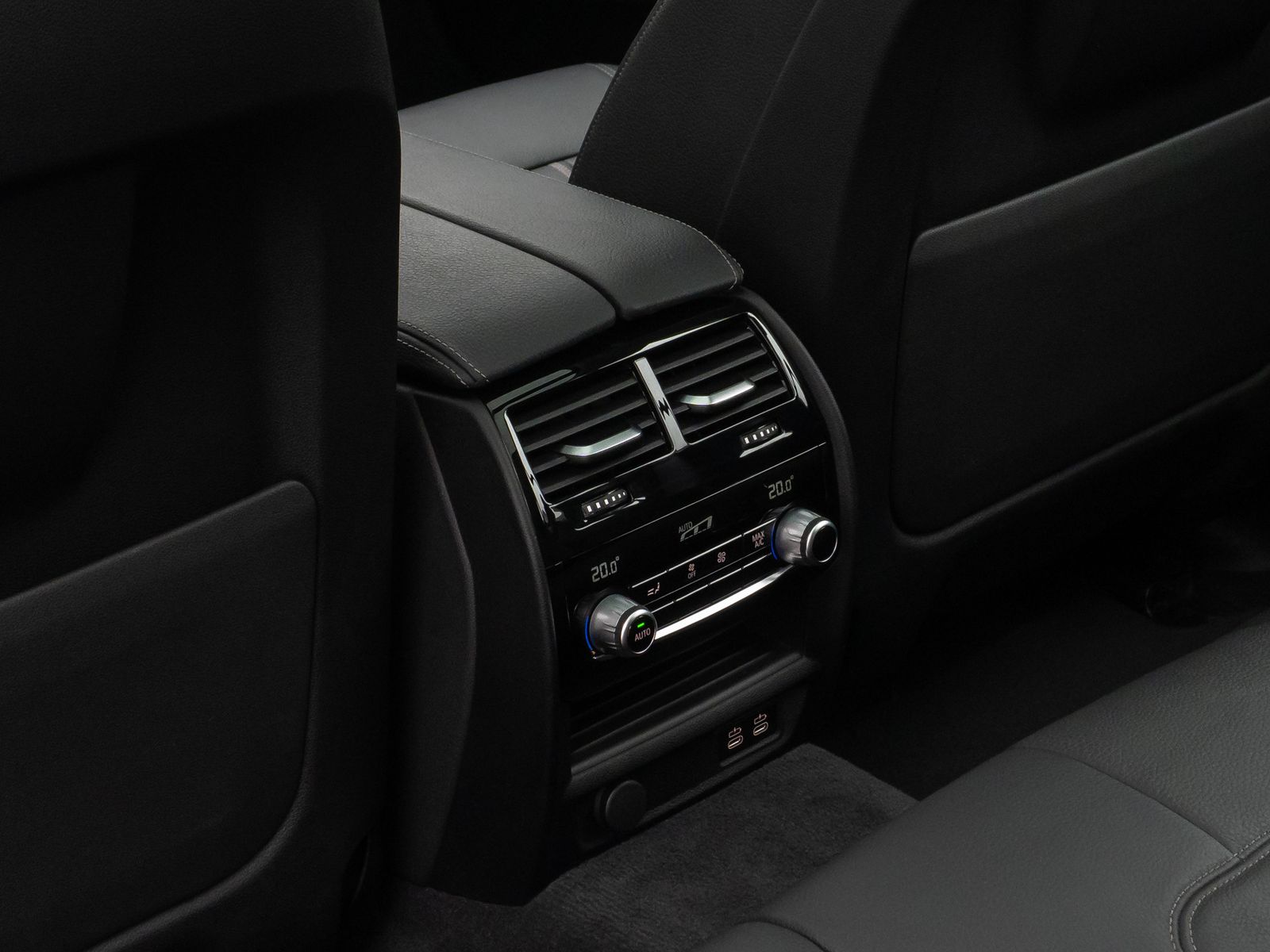 Fahrzeugabbildung BMW 530d Luxury Line Panorama Kamera DAB HiFi Alarm