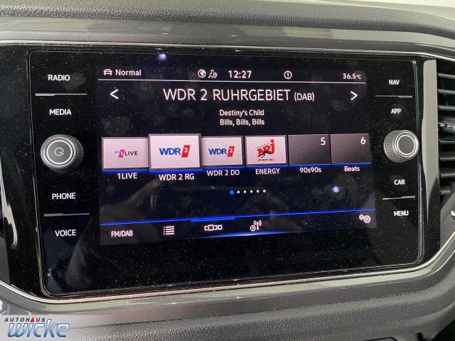 T-Roc 1.5 TSI DSG Sport NAVI KLIMA AHK LED PANO